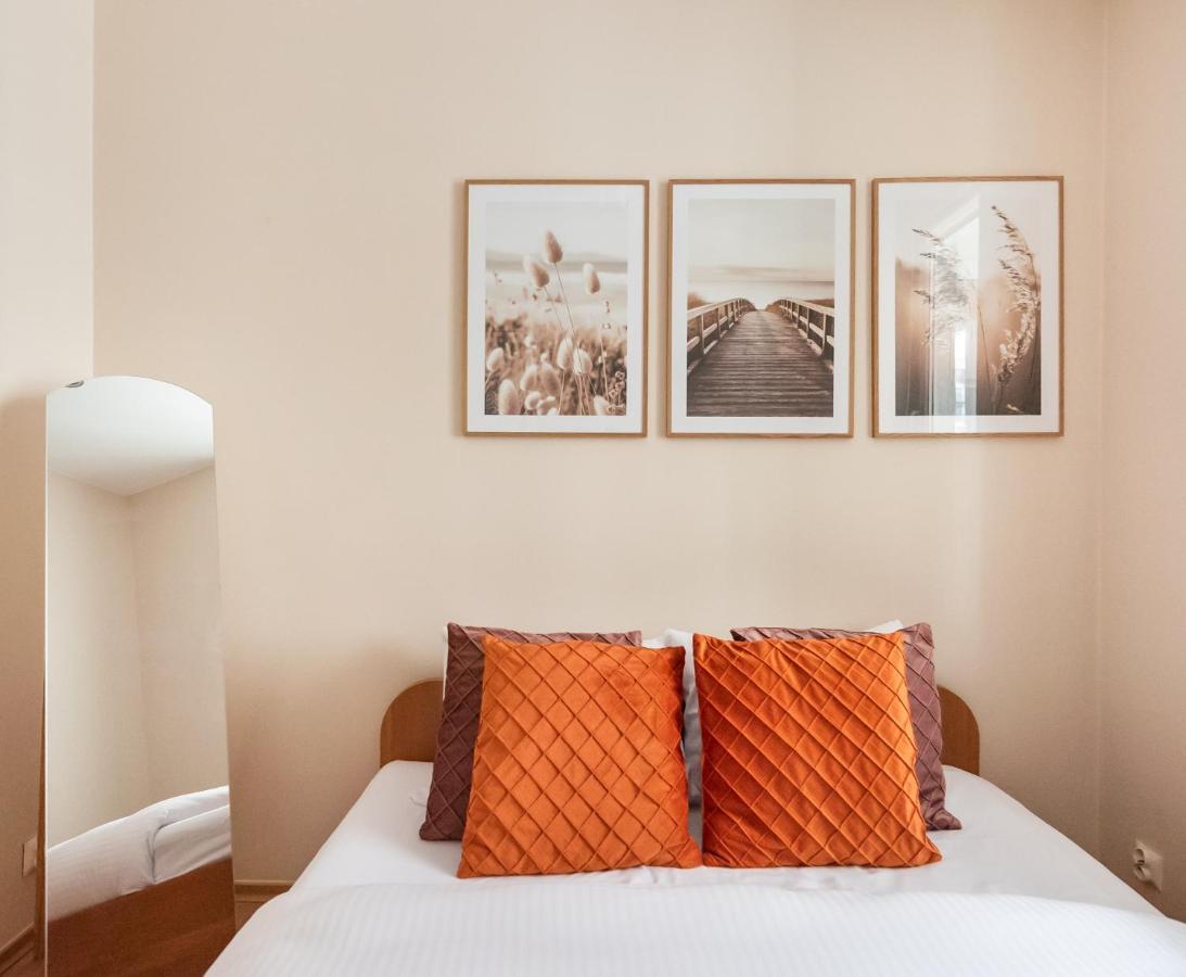 Praga Sulejkowska Comfort Apartment Varsovie Extérieur photo